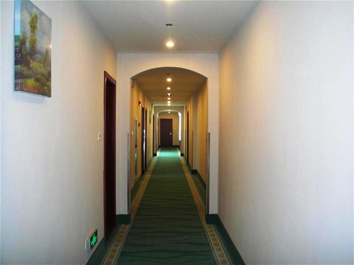 Greentree Inn Ningbo Cconvention Center East Bus Station Express Hotel Exterior photo