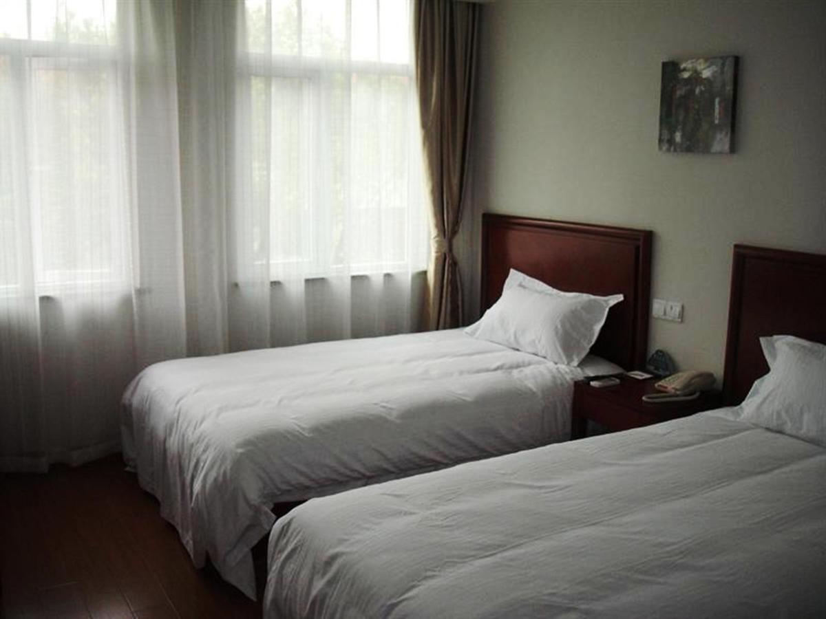 Greentree Inn Ningbo Cconvention Center East Bus Station Express Hotel Exterior photo